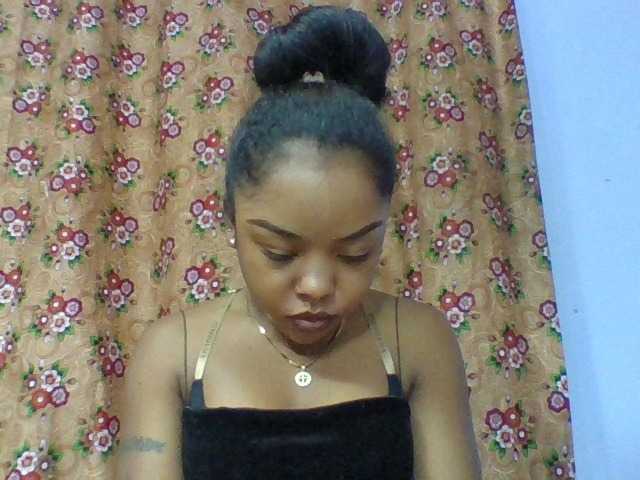 Elysa7 live cam on BongaCams