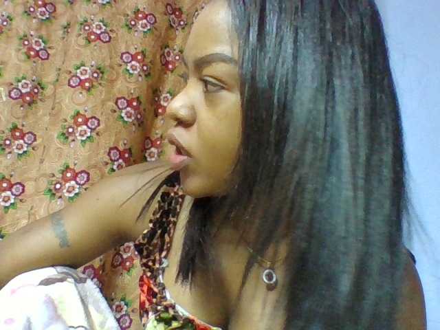 Elysa7 live cam on BongaCams