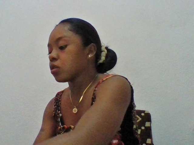 Elysa7 live cam on BongaCams
