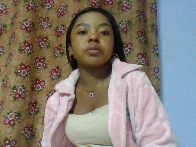Elysa7 live cam on BongaCams