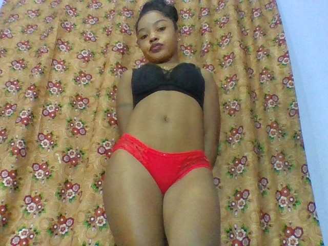 Elysa7 live cam on BongaCams