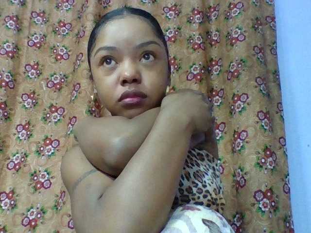 Elysa7 live cam on BongaCams