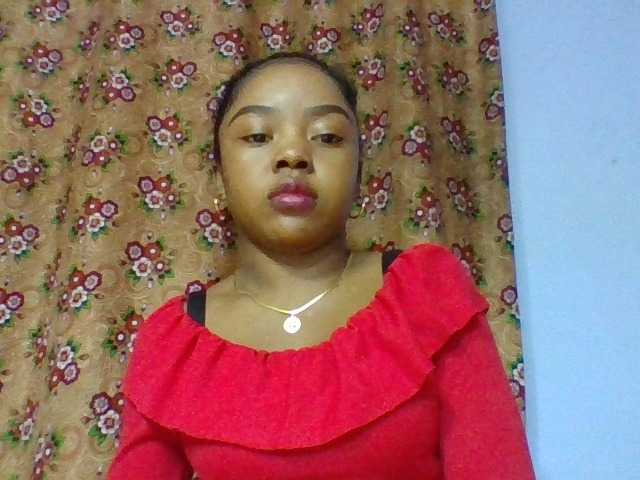 Elysa7 live cam on BongaCams