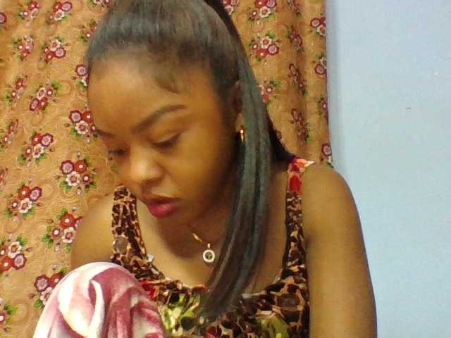 Elysa7 live cam on BongaCams