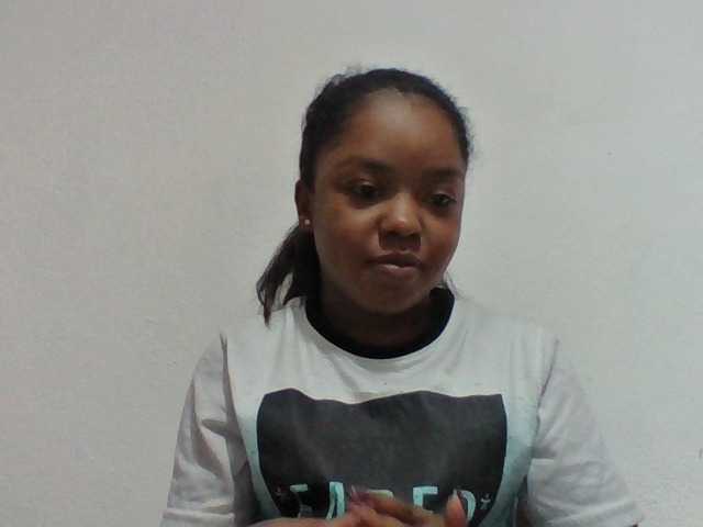 Elysa7 live cam on BongaCams