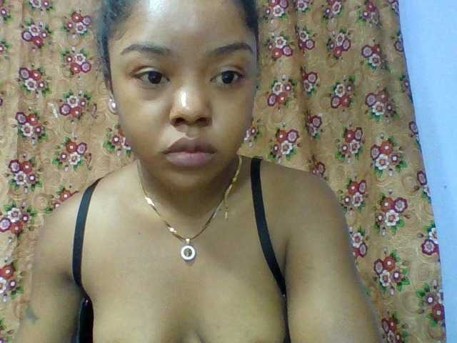 Elysa7 live cam on BongaCams