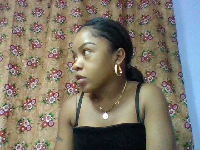 Elysa7 live cam on BongaCams