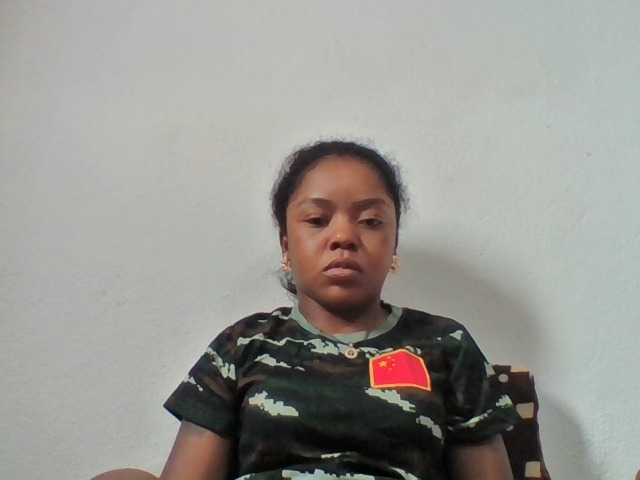 Elysa7 live cam on BongaCams