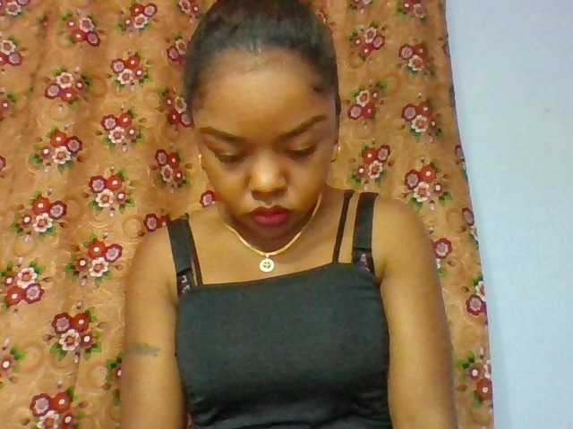 Elysa7 live cam on BongaCams