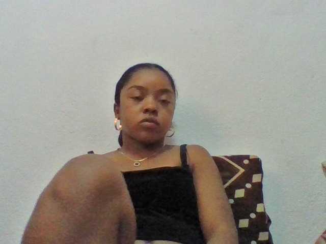 Elysa7 live cam on BongaCams