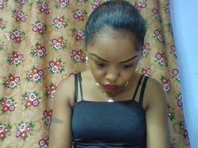 Elysa7 live cam on BongaCams