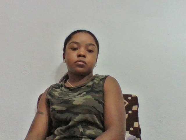 Elysa7 live cam on BongaCams
