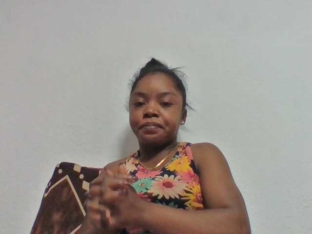 Elysa7 live cam on BongaCams