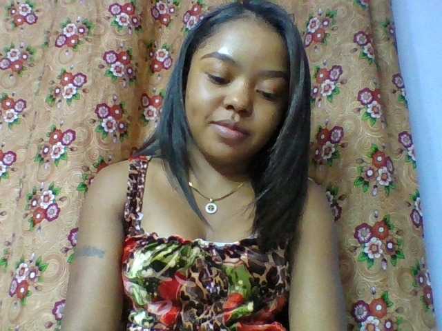 Elysa7 live cam on BongaCams