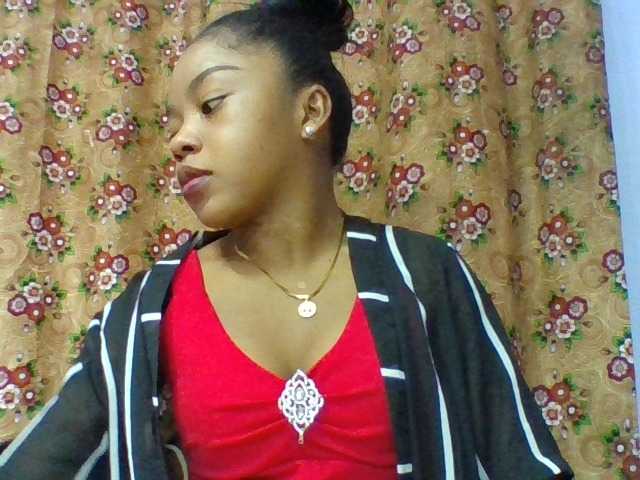 Elysa7 live cam on BongaCams