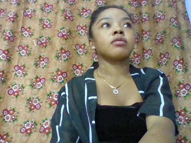 Elysa7 live cam on BongaCams