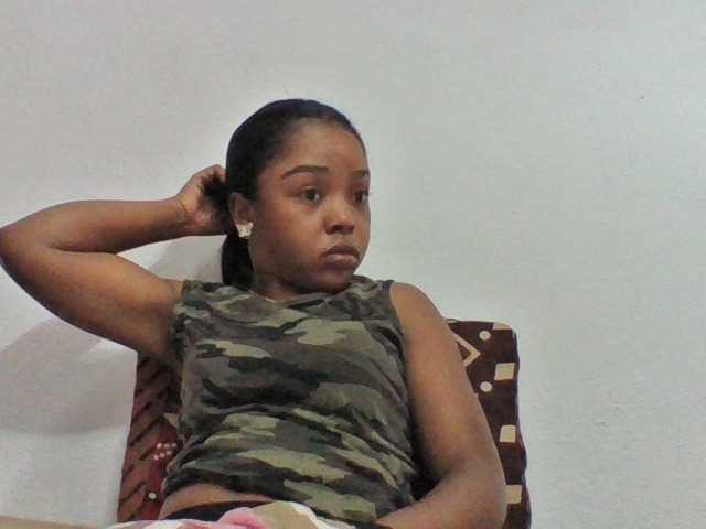 Elysa7 live cam preview