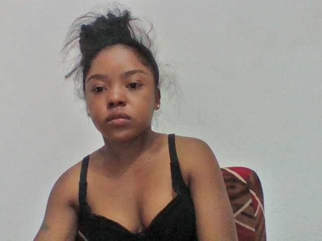 Elysa7 live cam on BongaCams