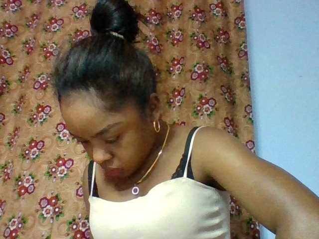 Elysa7 live cam on BongaCams