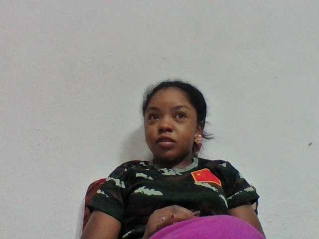 Elysa7 live cam on BongaCams