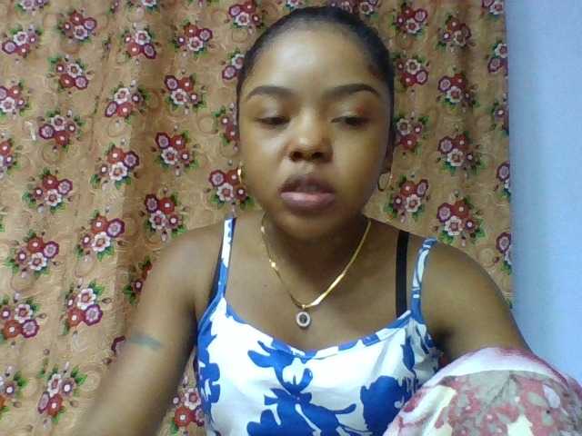 Elysa7 live cam on BongaCams
