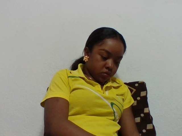 Elysa7 live cam on BongaCams