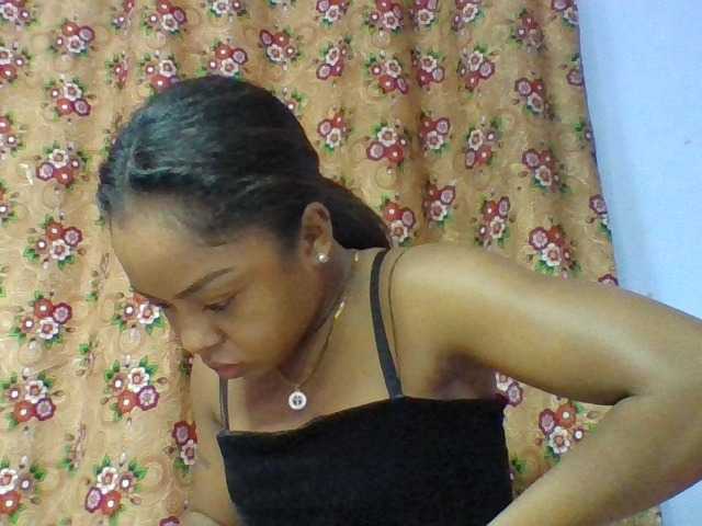 Elysa7 live cam on BongaCams