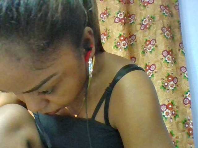 Elysa7 live cam on BongaCams