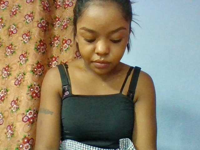 Elysa7 live cam on BongaCams