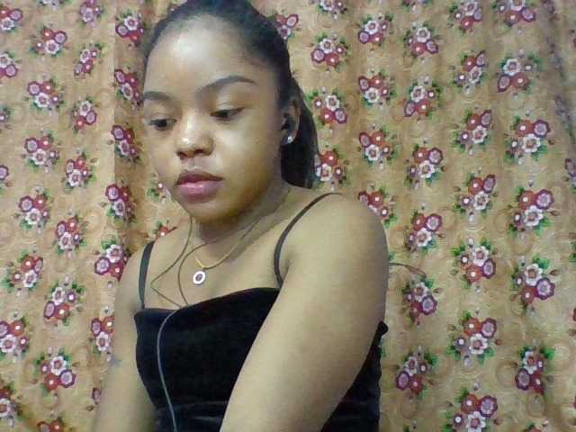 Elysa7 live cam on BongaCams