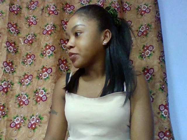 Elysa7 live cam on BongaCams