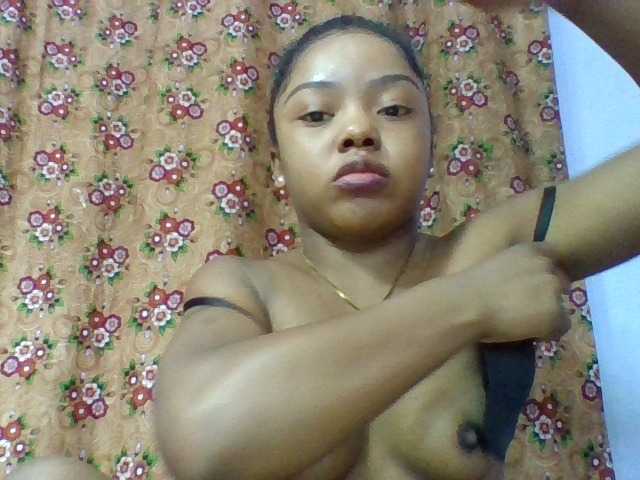 Elysa7 live cam on BongaCams