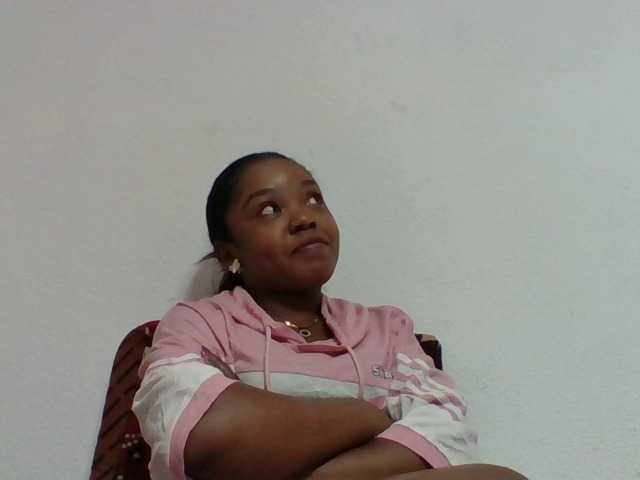 Elysa7 live cam on BongaCams