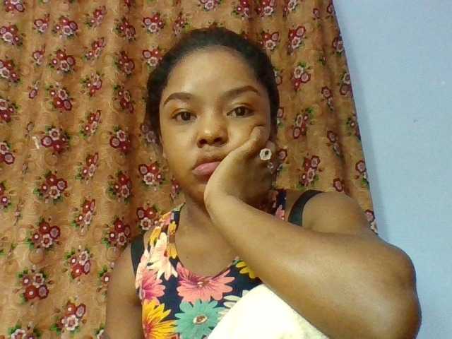 Elysa7 live cam on BongaCams