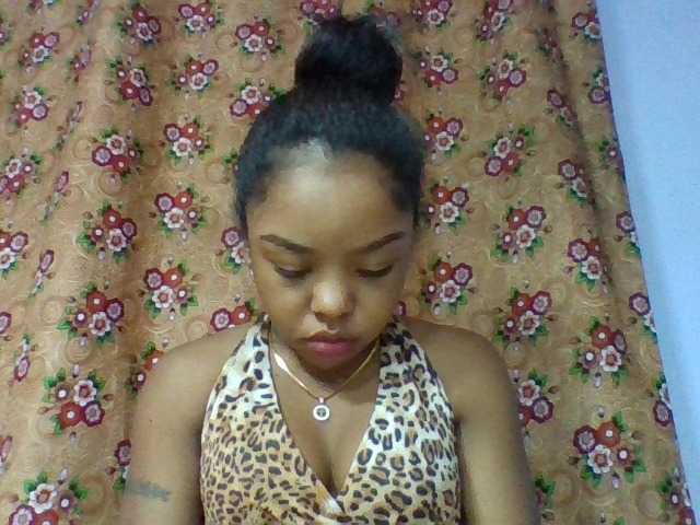 Elysa7 live cam on BongaCams