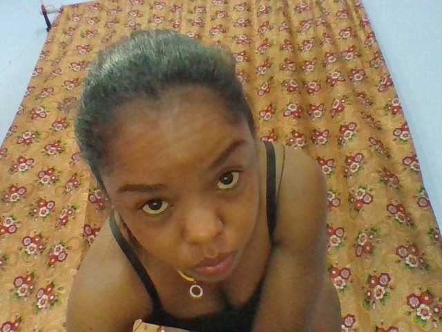 Elysa7 live cam on BongaCams