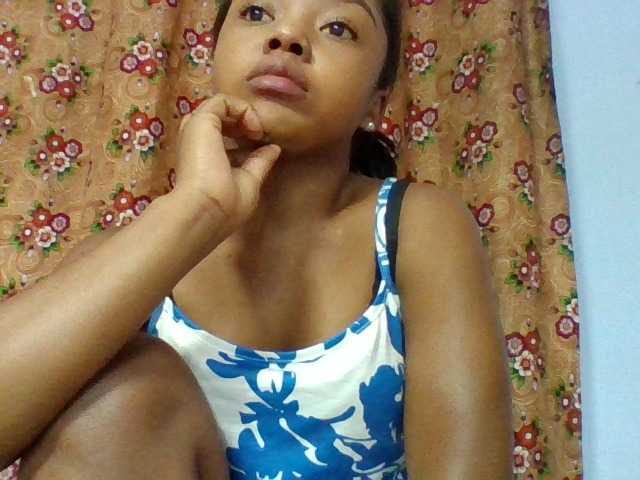 Elysa7 live cam on BongaCams