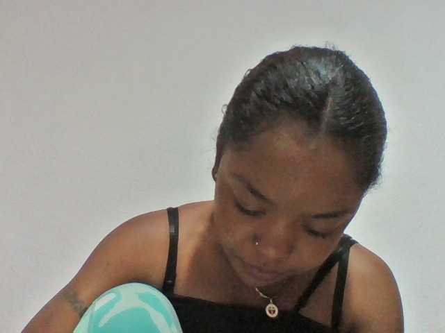 Elysa7 live cam on BongaCams