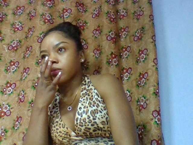 Elysa7 live cam on BongaCams