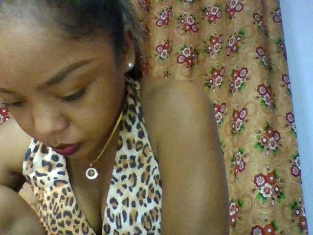 Elysa7 live cam on BongaCams