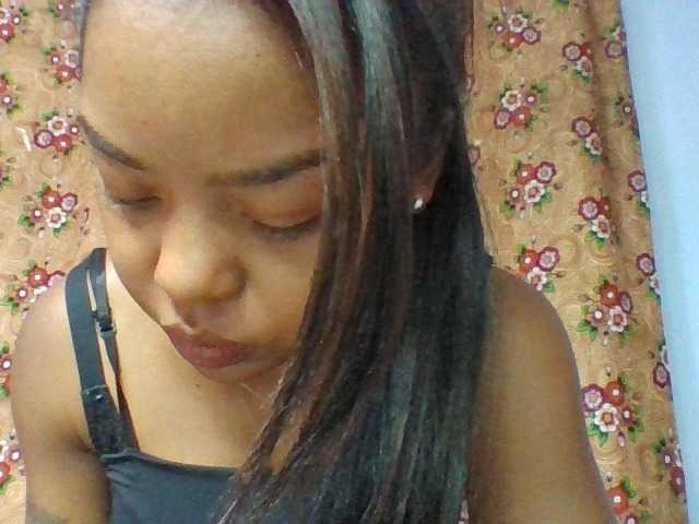 Elysa7 live cam on BongaCams