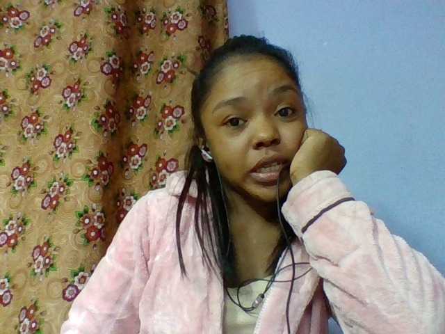 Elysa7 live cam on BongaCams