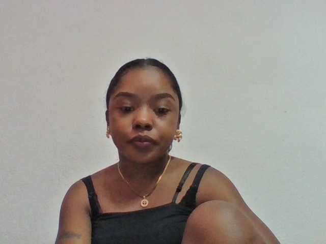 Elysa7 live cam on BongaCams