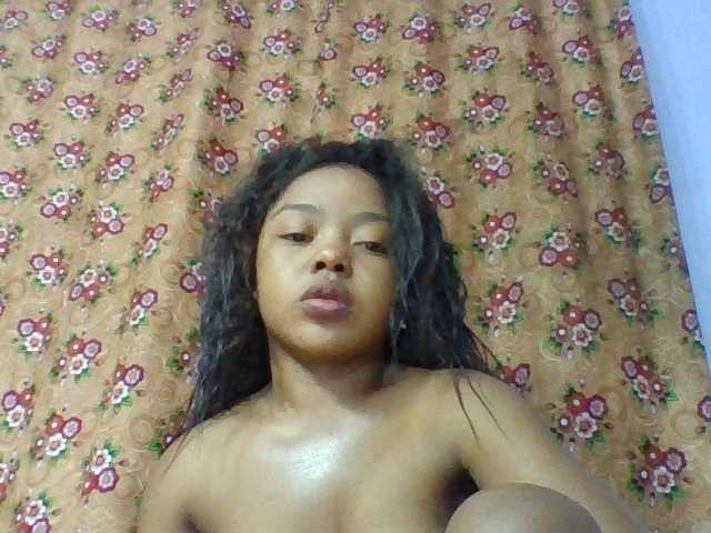 Elysa7 live cam on BongaCams