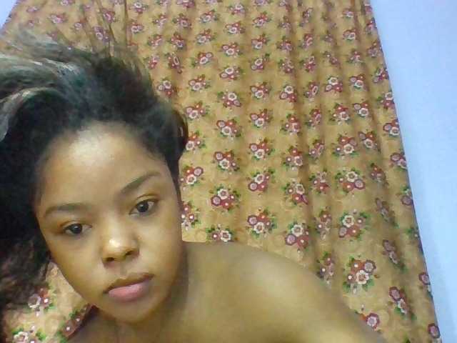 Elysa7 live cam on BongaCams