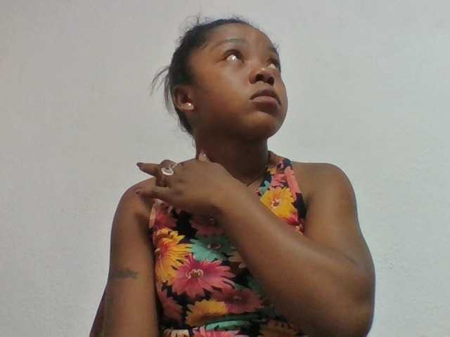 Elysa7 live cam on BongaCams