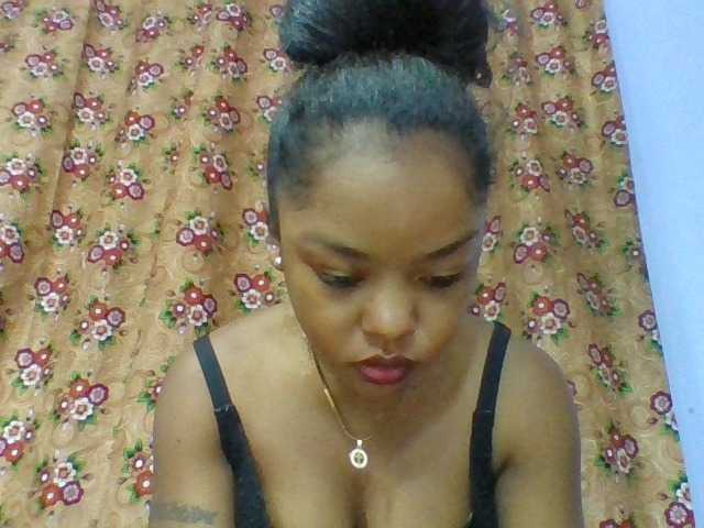 Elysa7 live cam on BongaCams