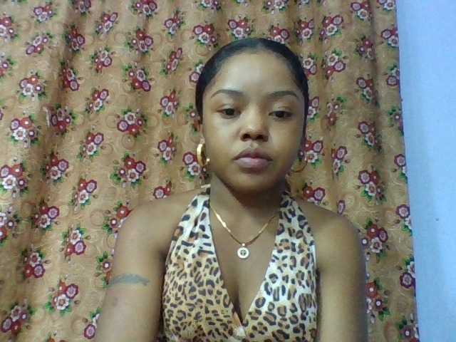 Elysa7 live cam on BongaCams