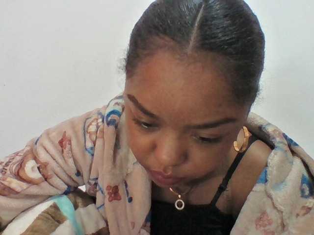 Elysa7 live cam on BongaCams