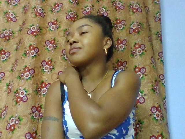 Elysa7 live cam on BongaCams
